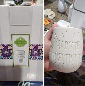 Scentsy nightlight warmer